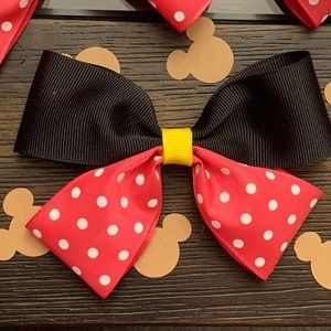 Minnie Mouse Hair Bow